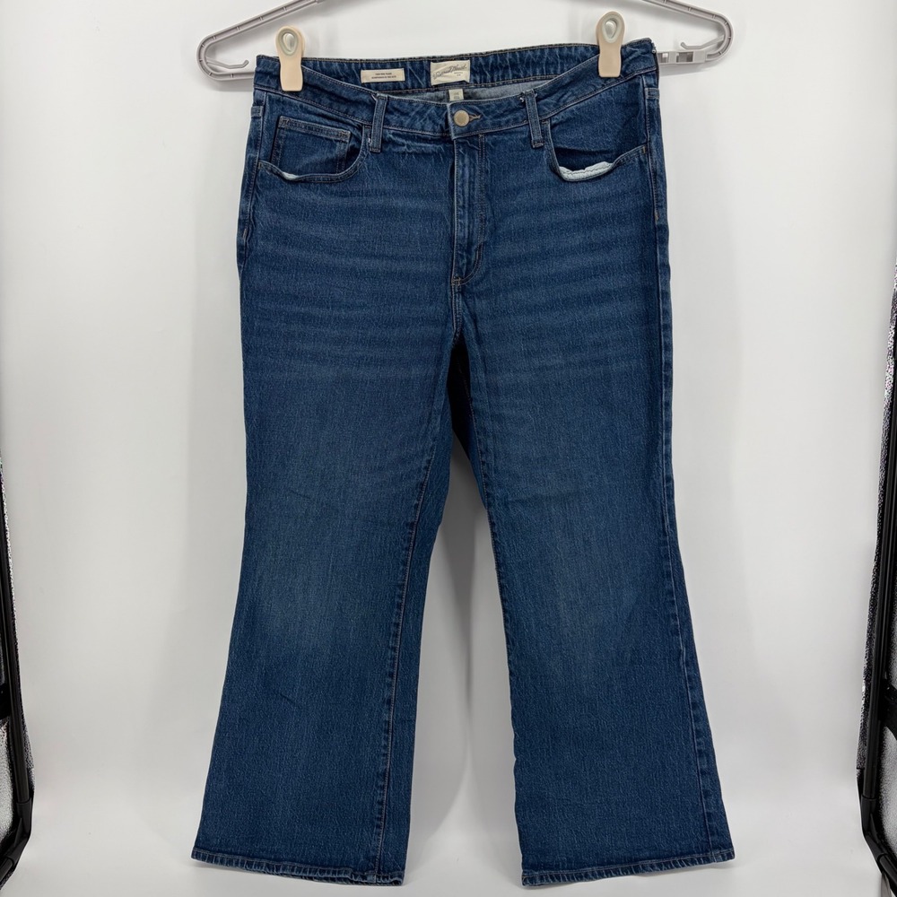 Universal Thread Jeans Blue Size 17/S High Rise Flare Medium Wash Stretch Denim